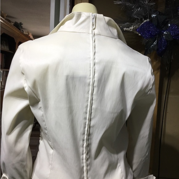 Tadash Top - Picture 8 of 16